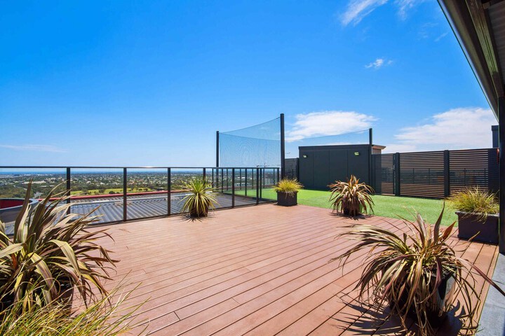 Property Grounds 44 of 48