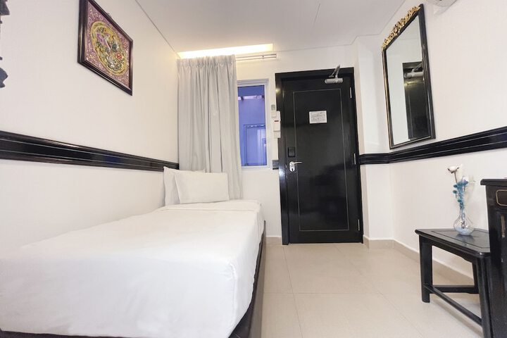 Room 7 of 47