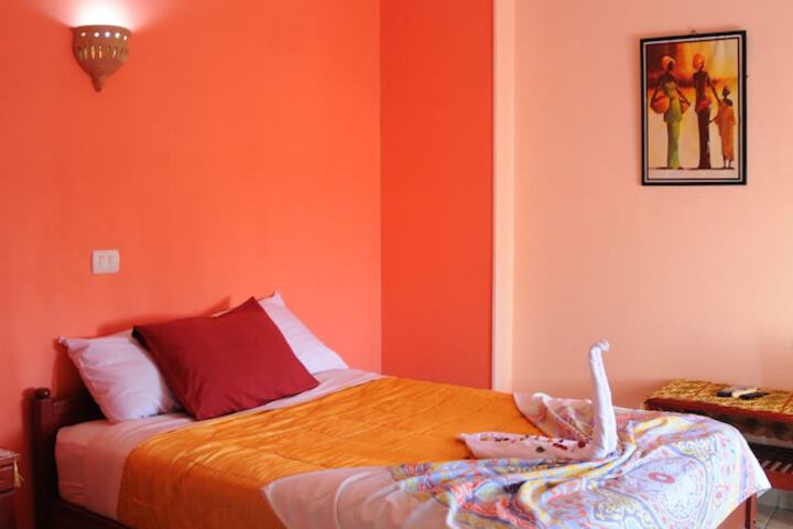 Room 26 of 95