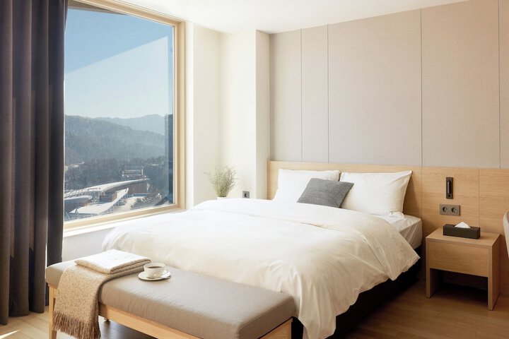 Room 40 of 120