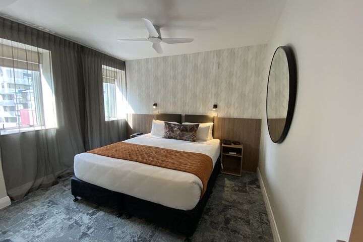 Room 7 of 116
