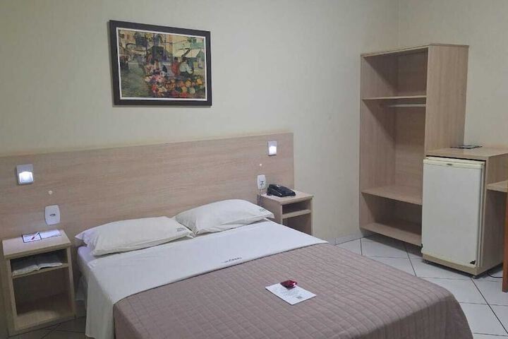 Room 13 of 62