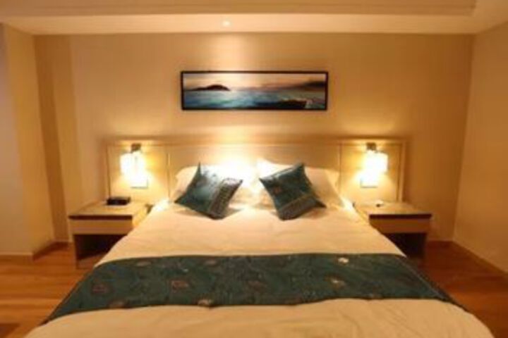 Room 4 of 21