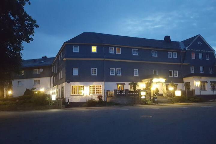 Hotel 33 of 33