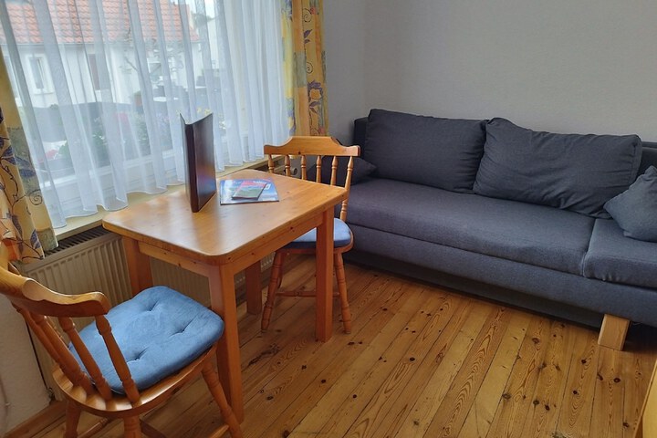 Room 17 of 51