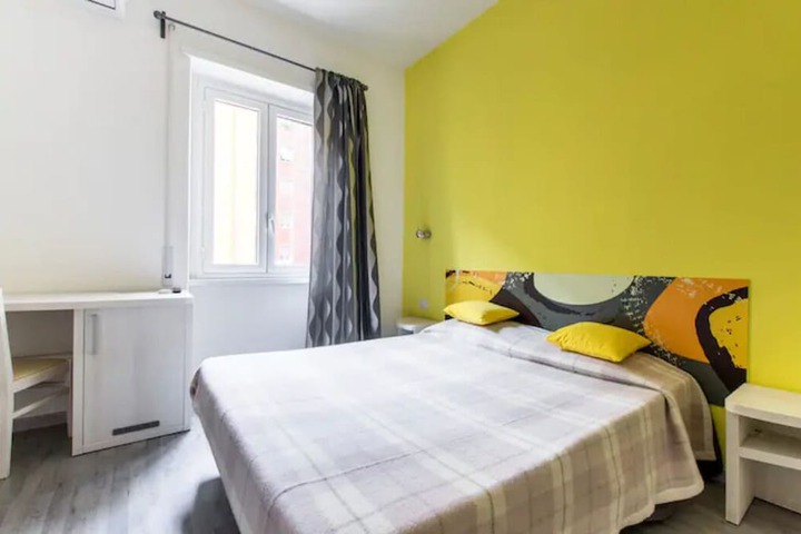 Room 14 of 35