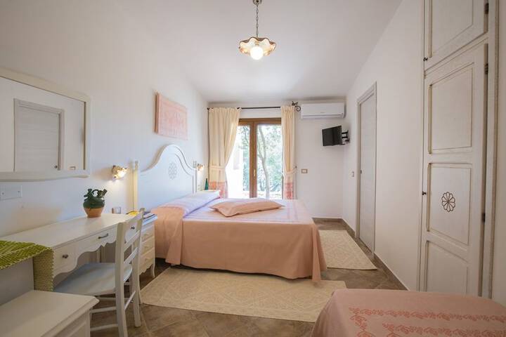 Room 9 of 46