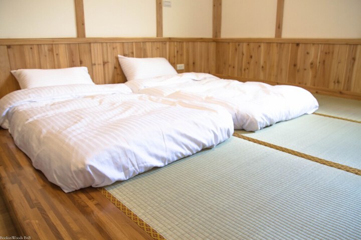 Room 10 of 63