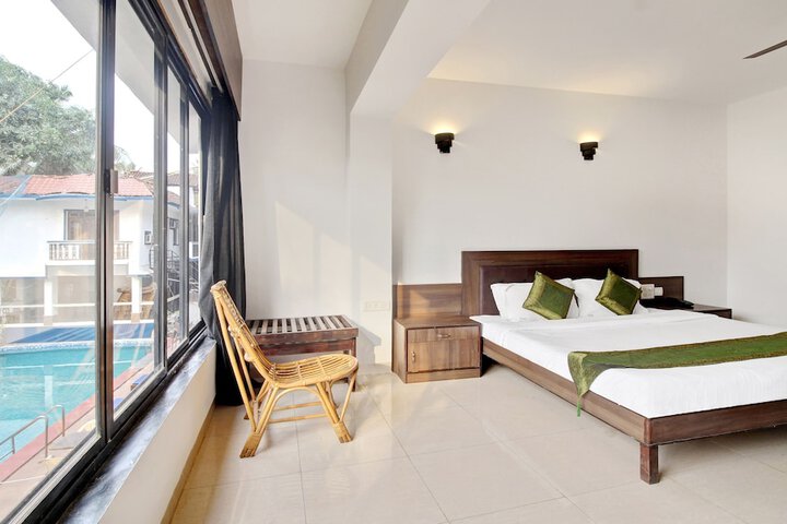 Room 6 of 20