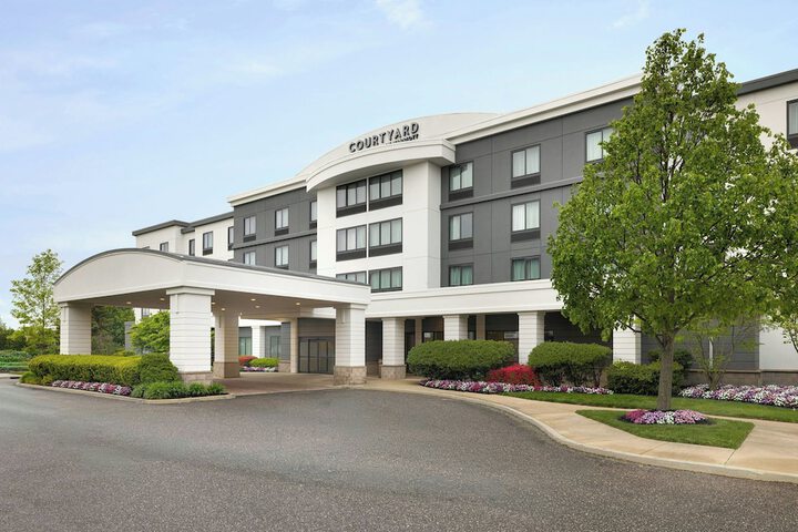 Hotel 44 of 44