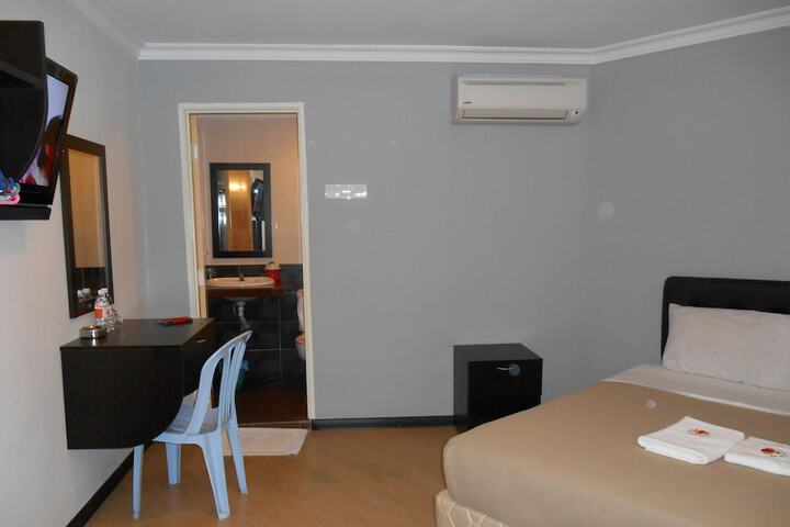 Room 10 of 41