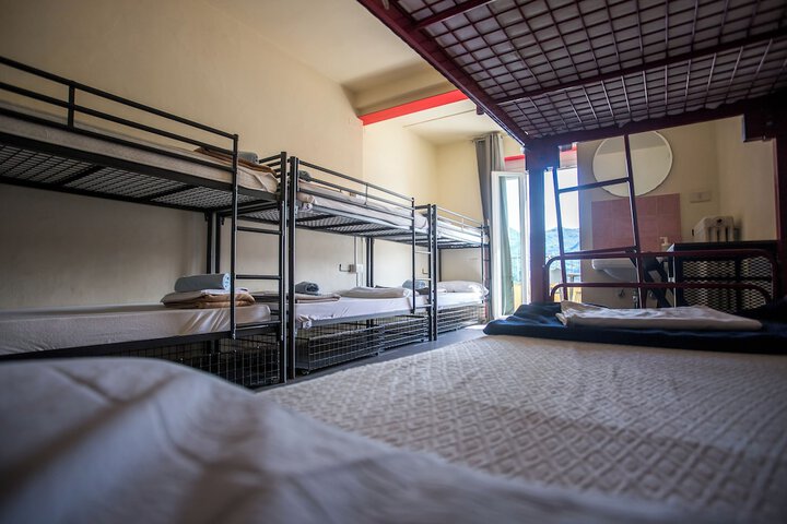 Room 5 of 21