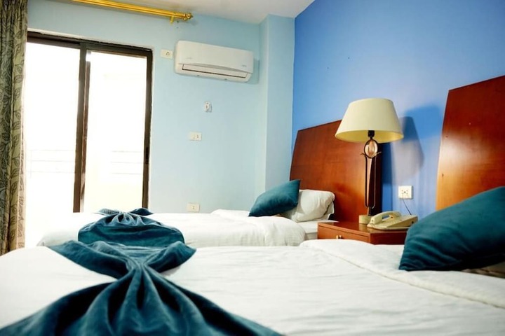 Room 20 of 49