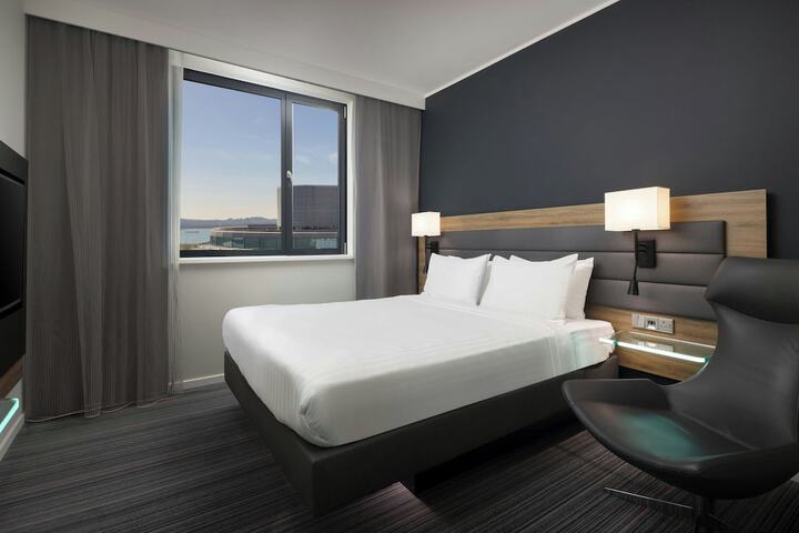 Room 58 of 117