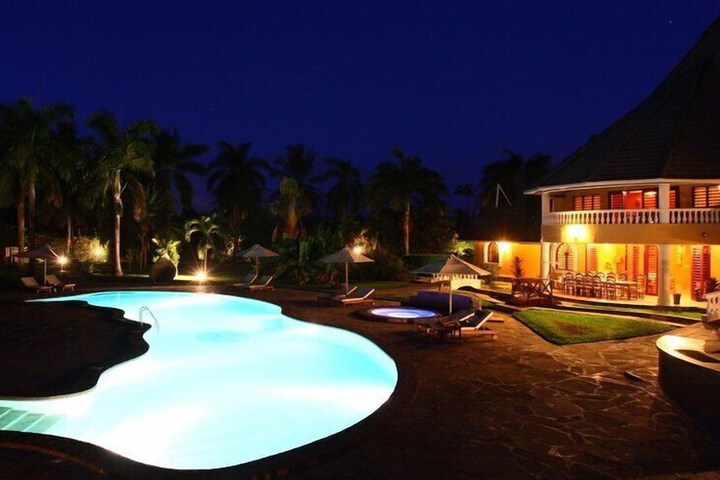Pool 28 of 51