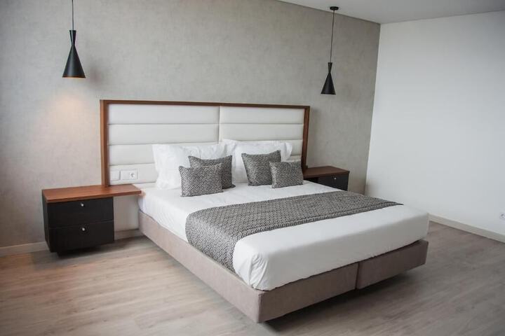 Room 5 of 24