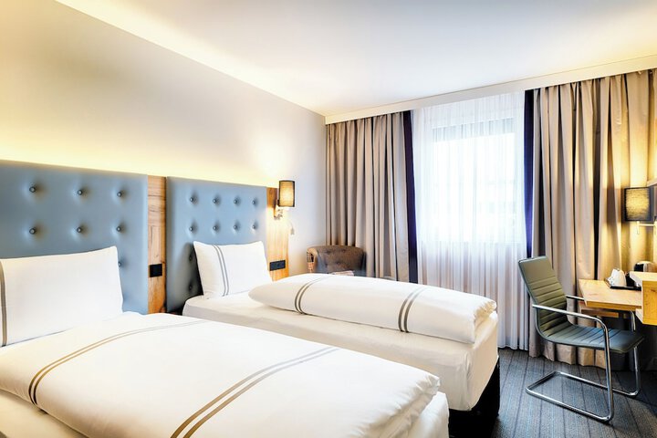 Room 25 of 75