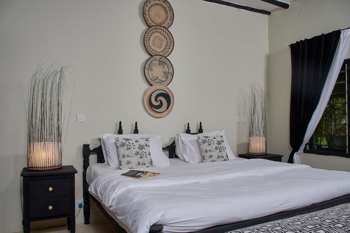Room 4 of 34