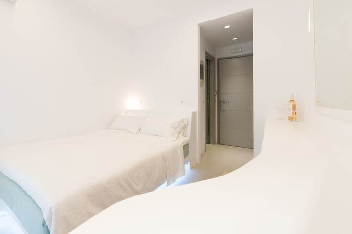 Room 38 of 164