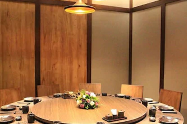Dining Photos