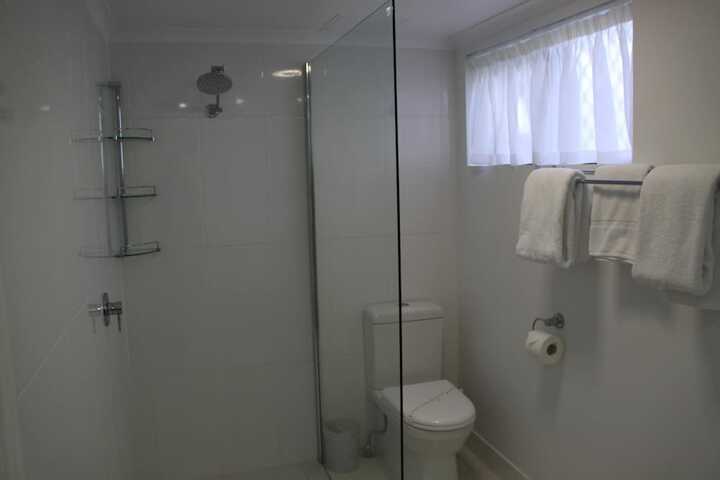 Room 15 of 29