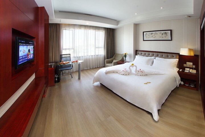 Room 14 of 70