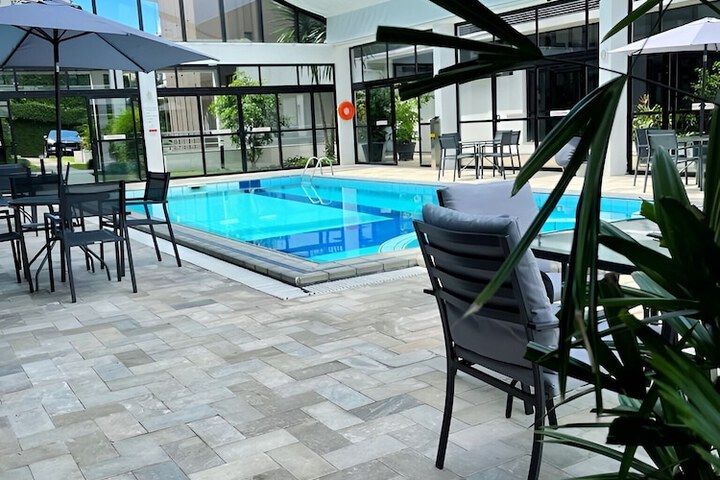 Hotel Pool