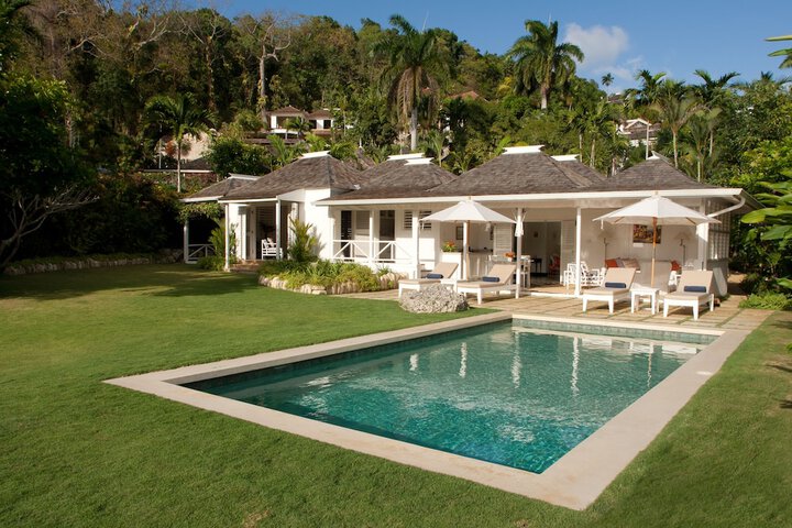 Pool 102 of 155