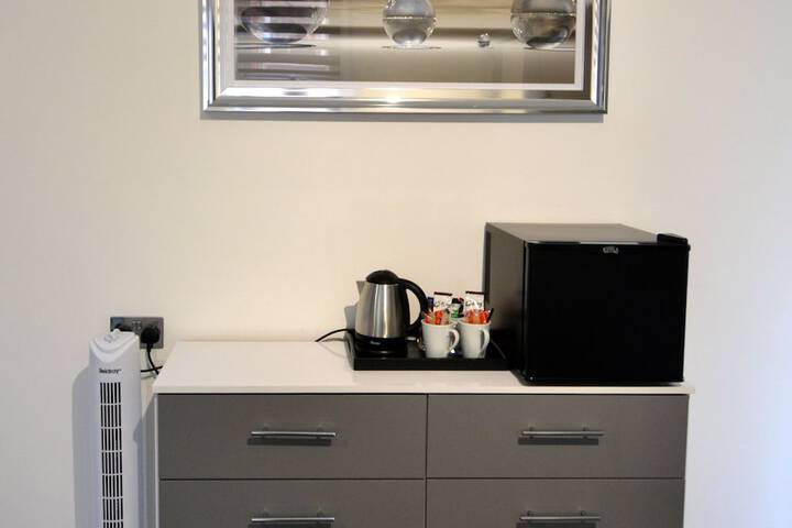 Room 44 of 86