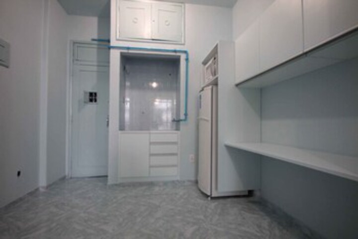 Room 27 of 28