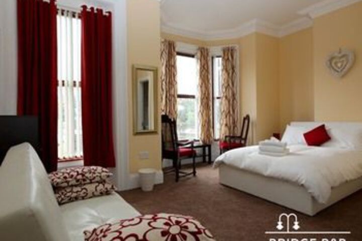 Room 27 of 87