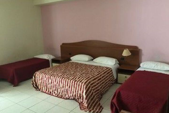 Room 15 of 20