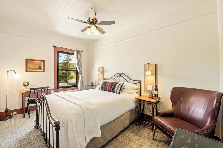 Room 74 of 113