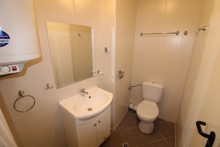 Room 123 of 177