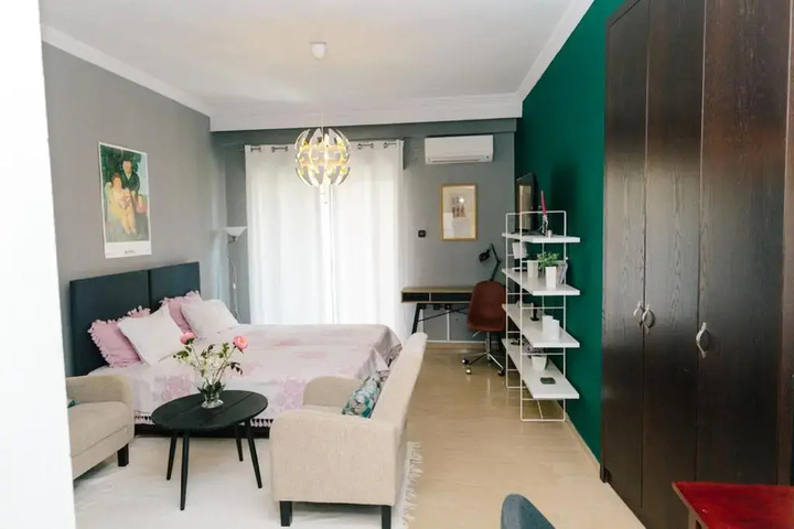 Room 3 of 9