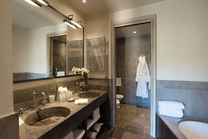 Bath Interior