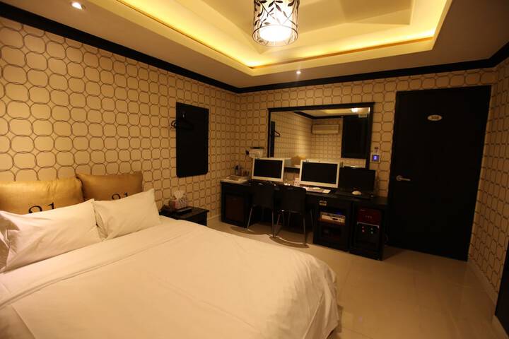 Room 45 of 52