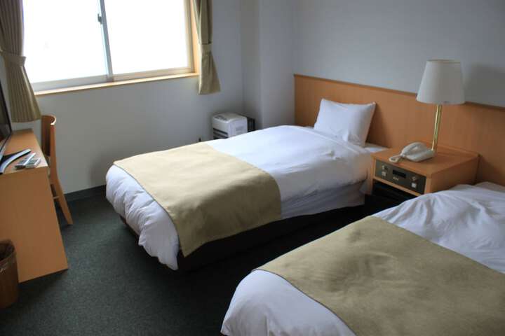 Room 11 of 46