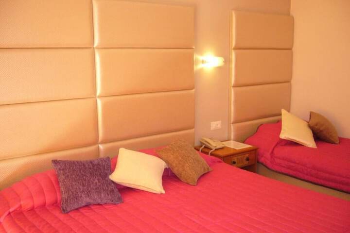 Room 21 of 38