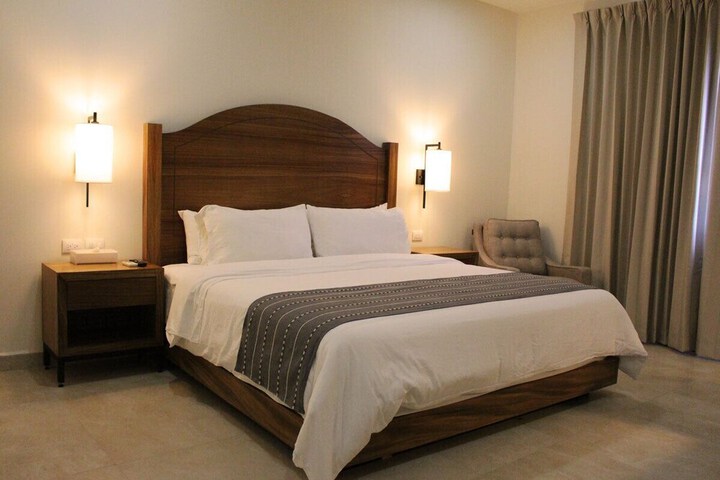 Room 14 of 67