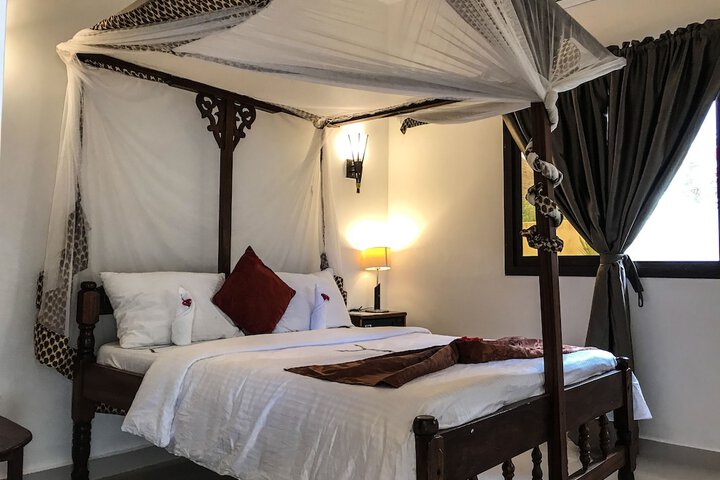 Room 3 of 58
