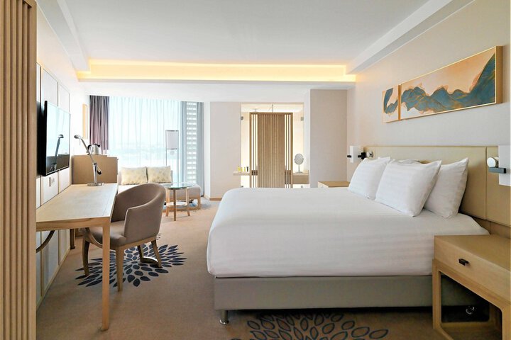 Room 9 of 54