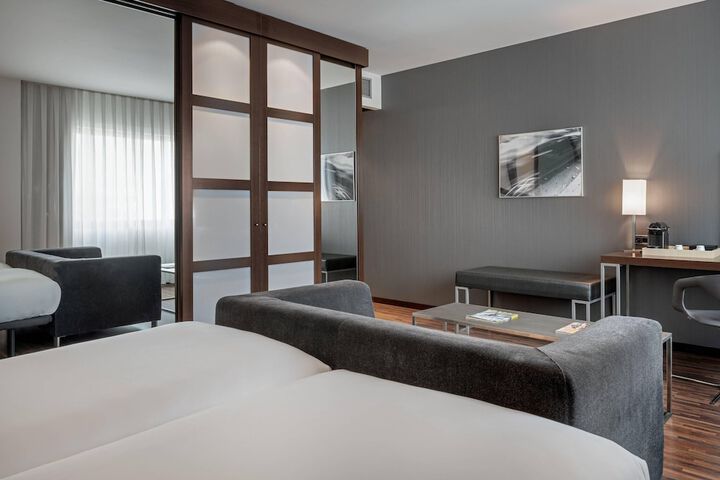 Room 13 of 57