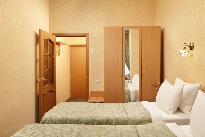 Room 20 of 64