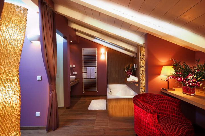Room 30 of 101