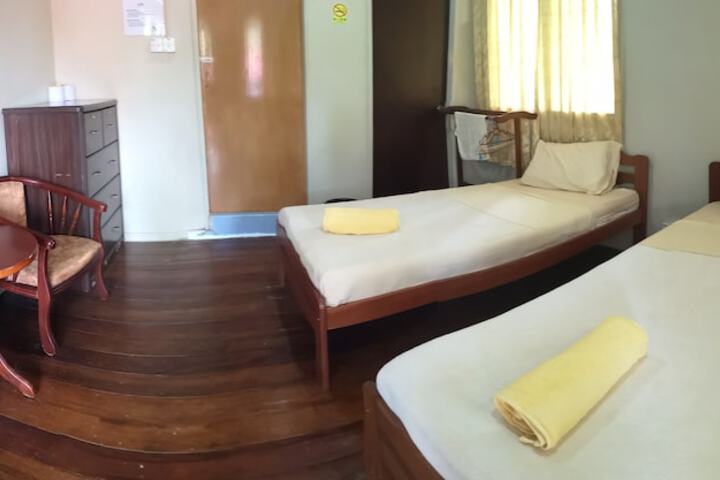 Room 2 of 14