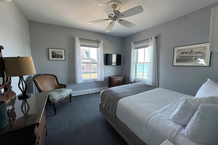 Room 12 of 41