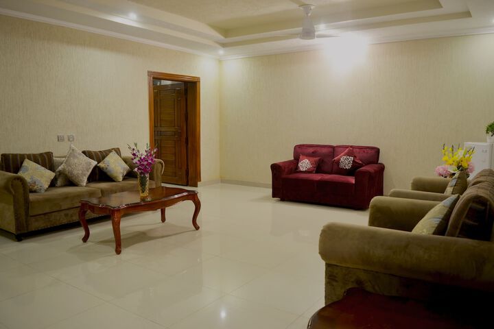Room 65 of 83