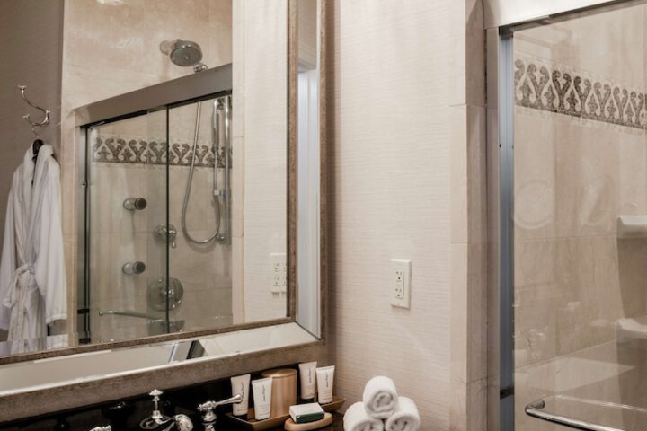 Bathroom shower