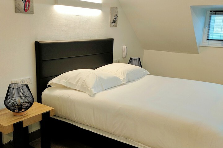 Room 63 of 112